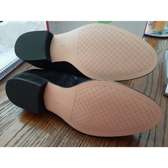 New 9.5W Vaneli Haydee Black Silver Rory Suede Ankle Boots - Picture 9 of 11